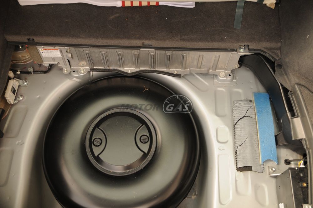 ГБО на Toyota Prius NHW 20