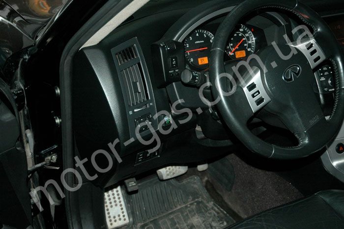 ГБО на Infiniti FX35