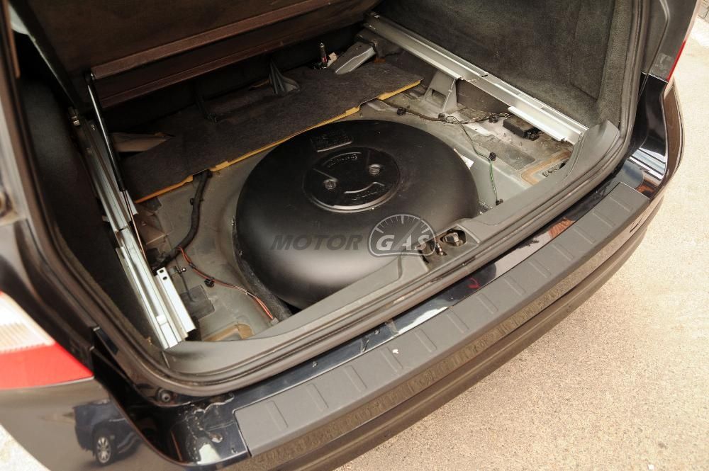 ГБО на Volvo V70 2.0 2012