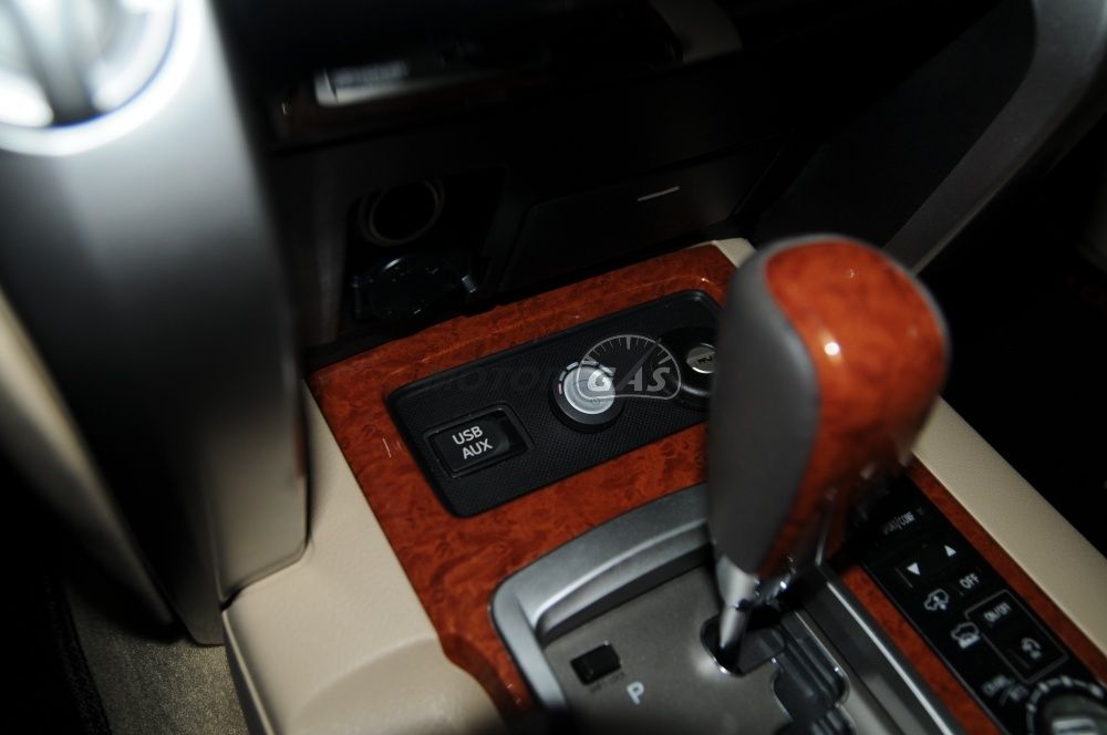 ГБО на Toyota Land Cruiser 200