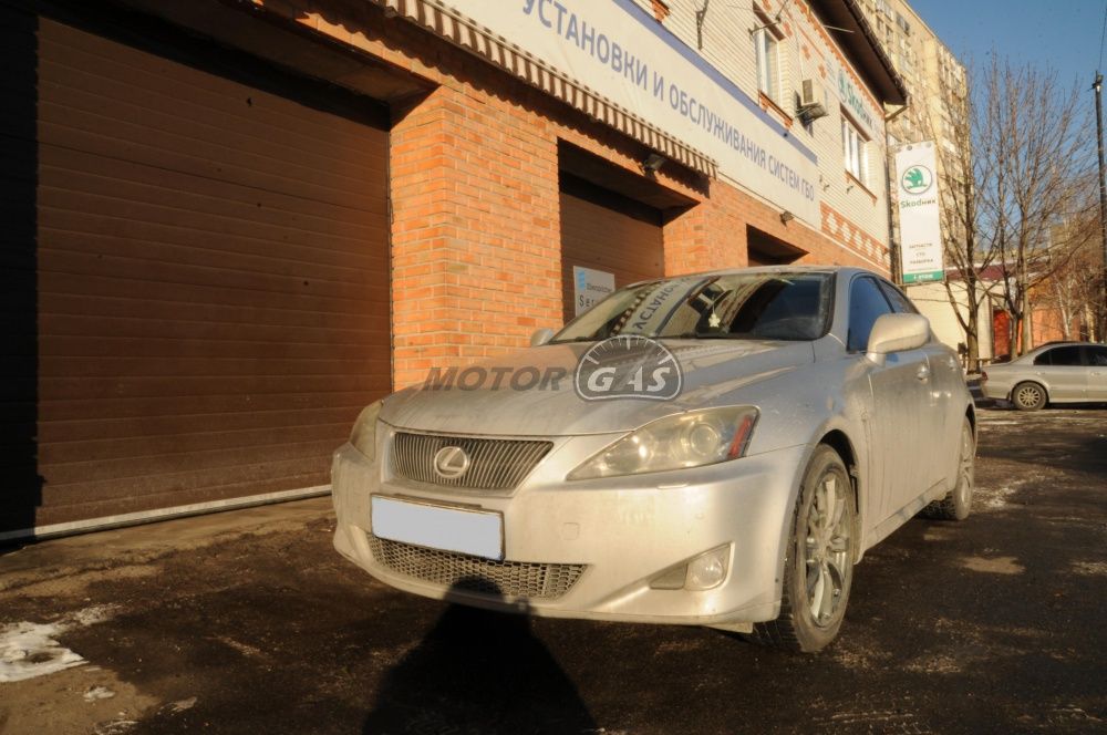 ГБО на Lexus IS 300