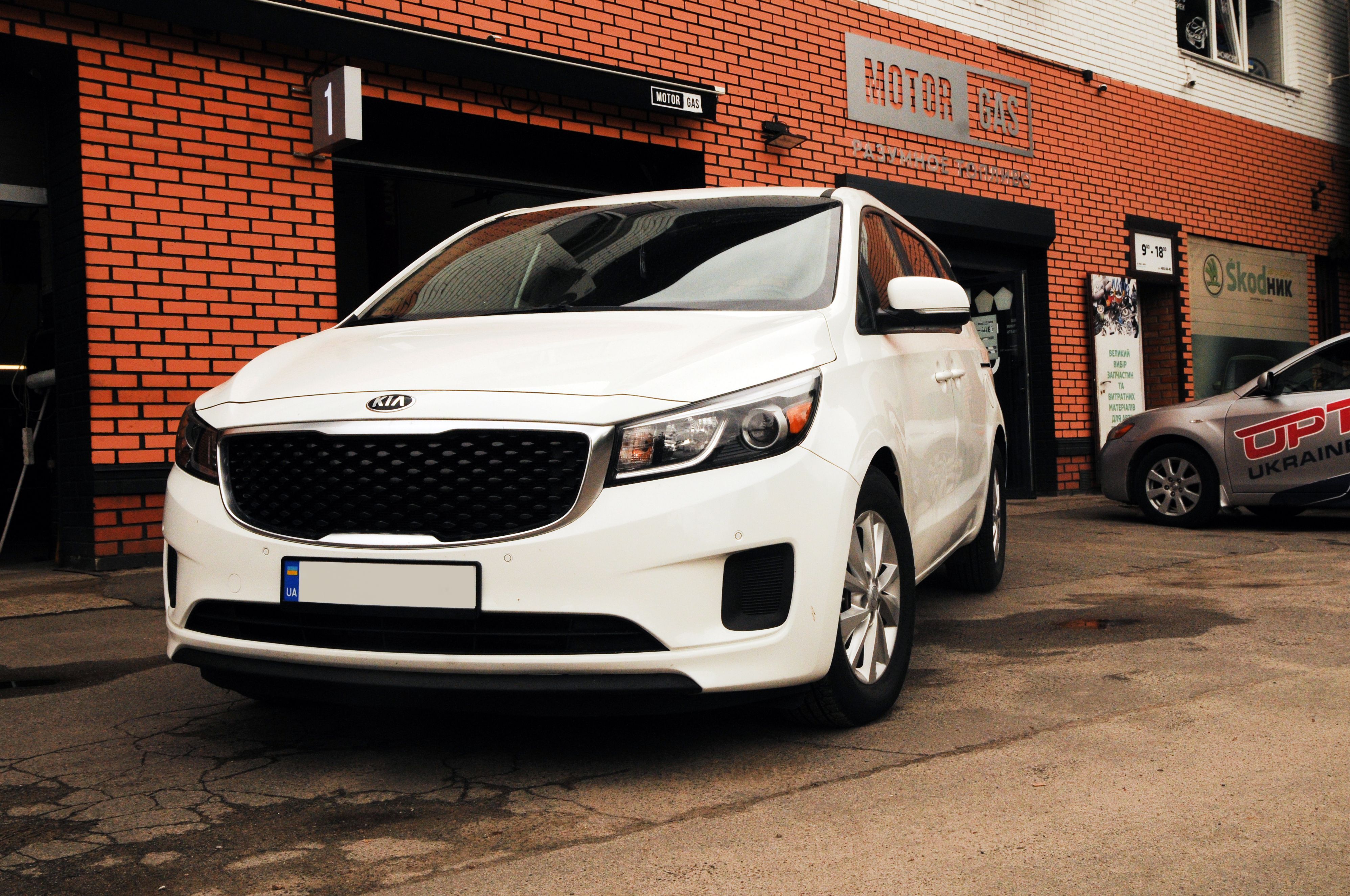 ГБО на KIA Sedona 3.3 2016