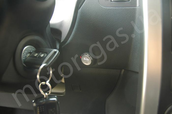 ГБО на Nissan X-Trail PRINS VSI-2