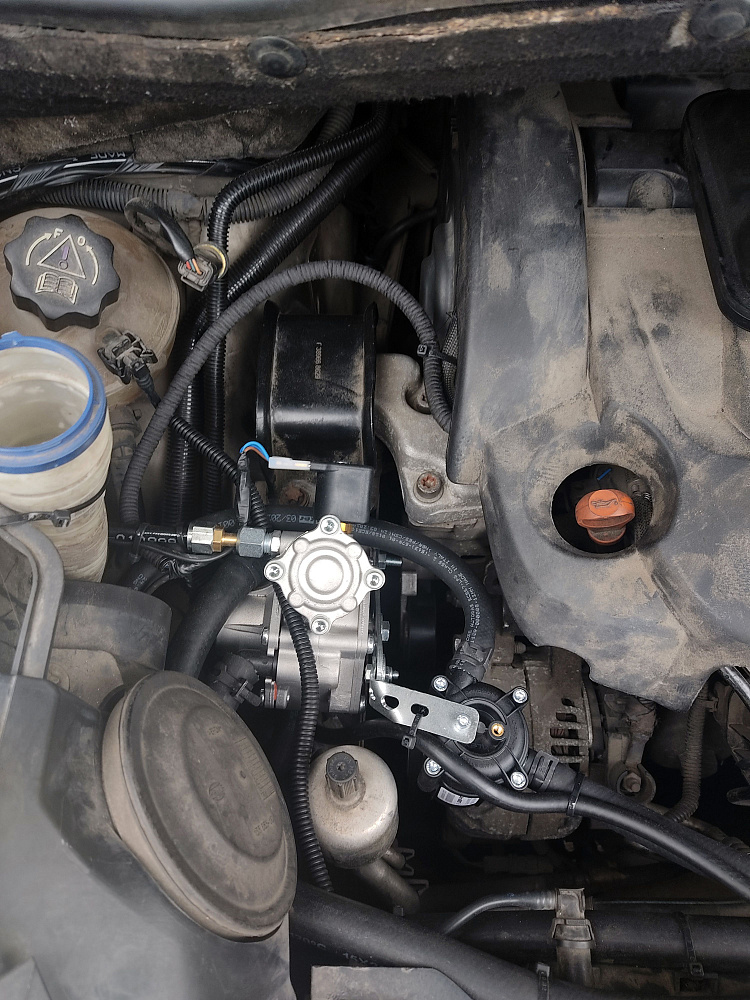 ГБО на Citroen C4 Picasso 2.0 2008