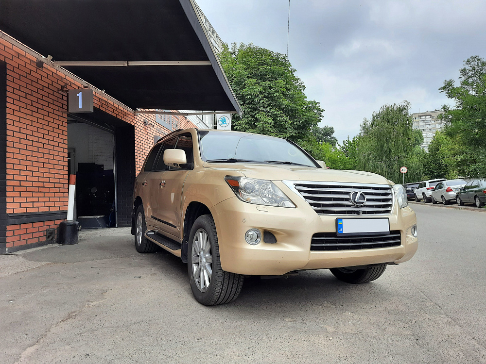 ГБО на Lexus LX570 5.7 2008