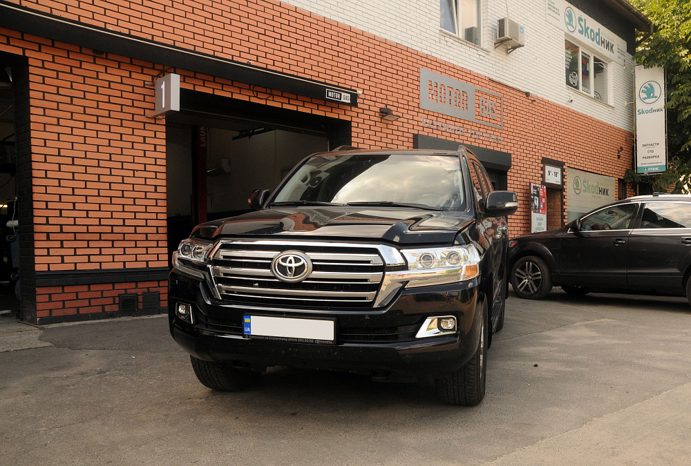 ГБО на Toyota Land Cruiser 200 4.6 2020